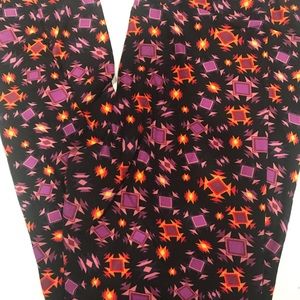 Lularoe Tall and Curvy leggings